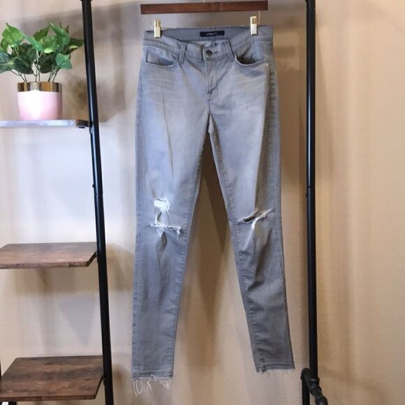 J Brand Super Skinny ”Cliché” Light Gray Denim Jeans - Picture 3 of 16
